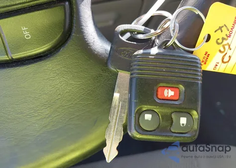 2006 Ford F-350 from USA, damaged, VIN 1FTWW33P56EA34580